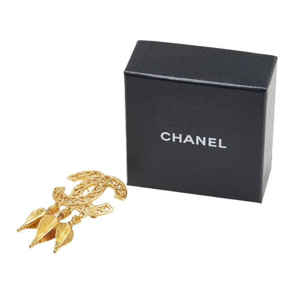 CHANEL Authentic Vintage Gold Logo Brooch - Picture 4 of 4